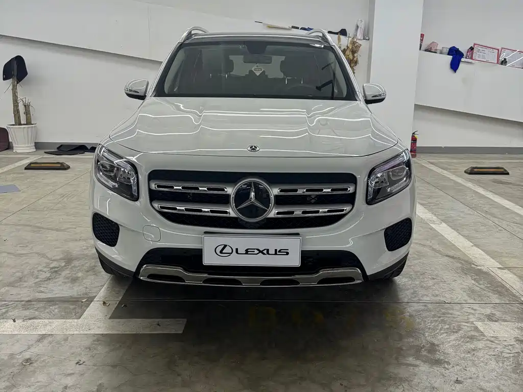 Mercedes-Benz GLB — миниатюра 2