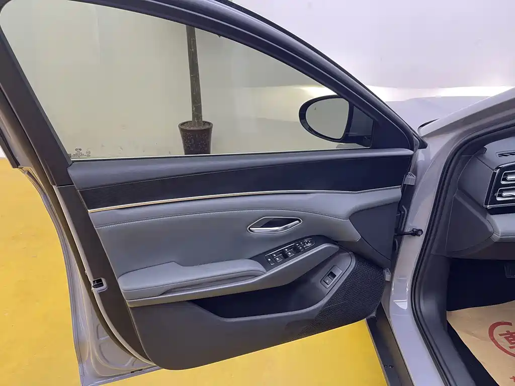 BYD Qin L — миниатюра 3