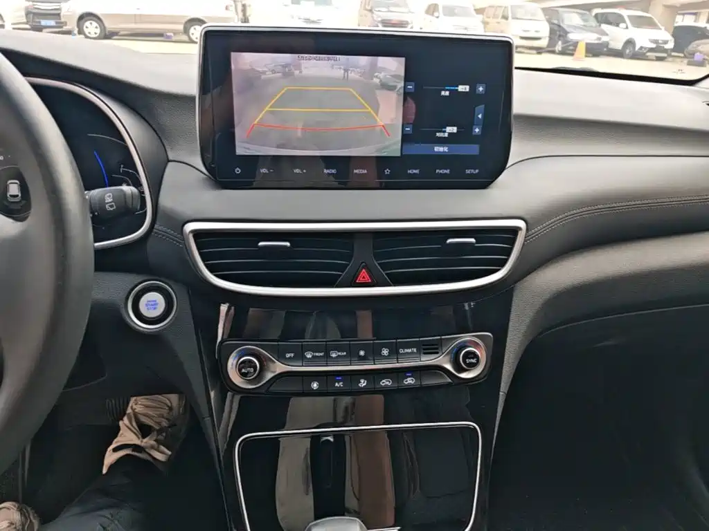 Hyundai Tucson — миниатюра 13