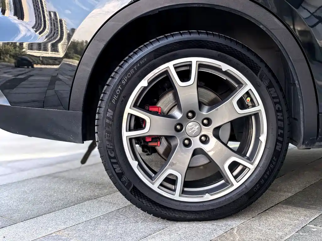 Maserati Levante — миниатюра 31