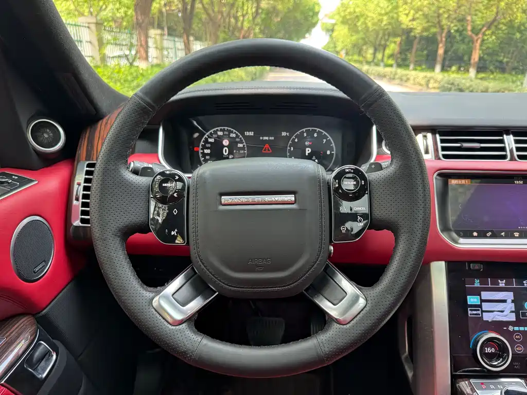 Land Rover Range Rover 2016 3.0 SC V6 Vogue Long Wheelbase