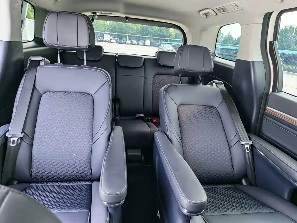 GAC Motor Trumpchi M8 — миниатюра 5