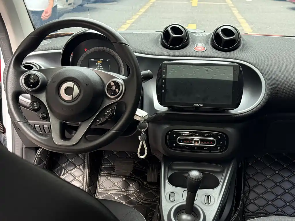 smart Smart Fortwo — миниатюра 6