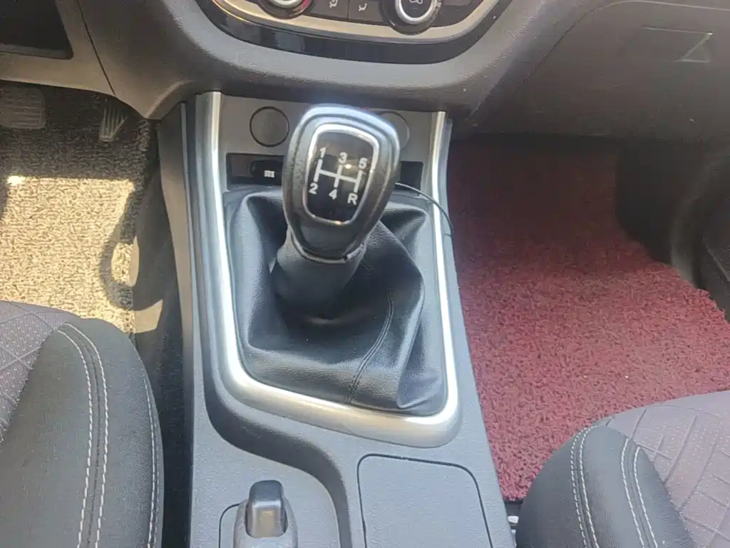 Isuzu RE-MAX Ruimai — миниатюра 14