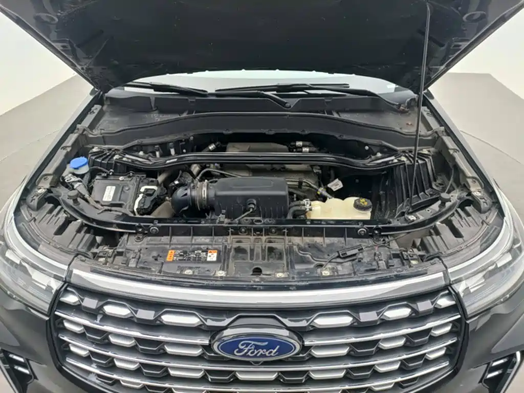 Ford Explorer — миниатюра 13