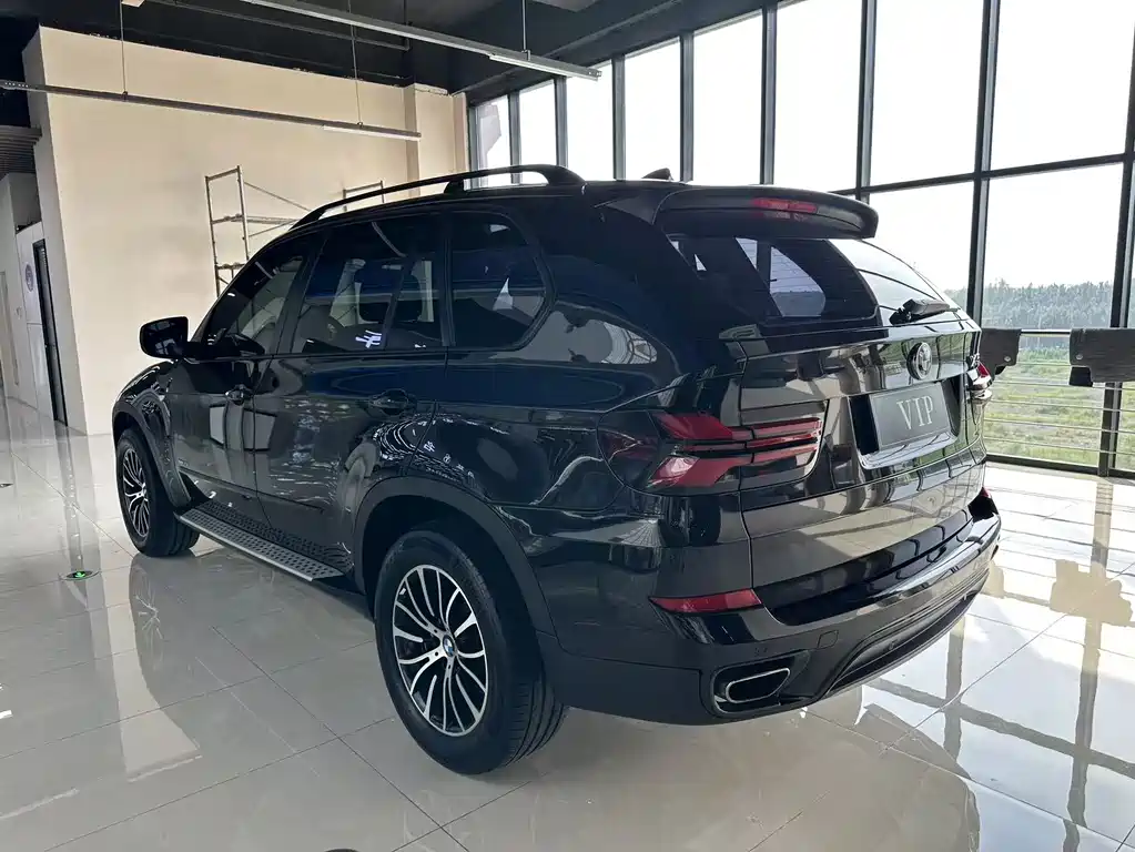 BMW X5 (Import) — миниатюра 7