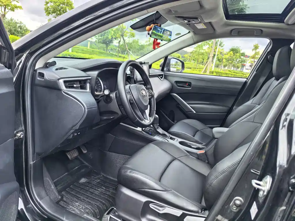 Toyota Frontlander 2.0L CVT Leading Edition, фото 4