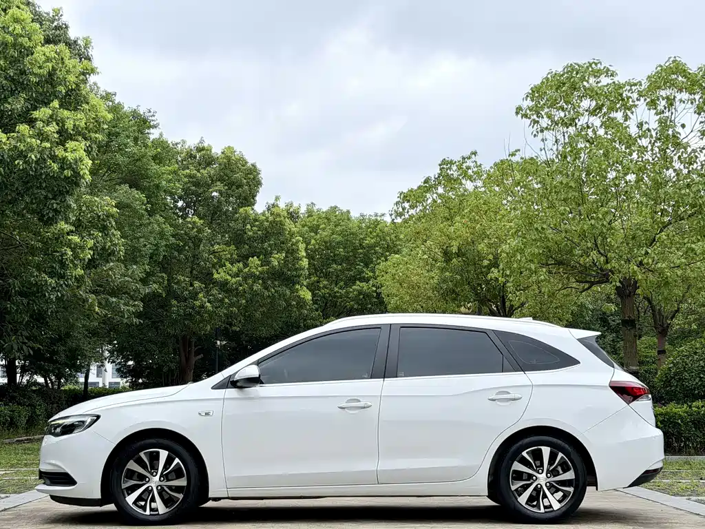 Buick Excelle — миниатюра 4
