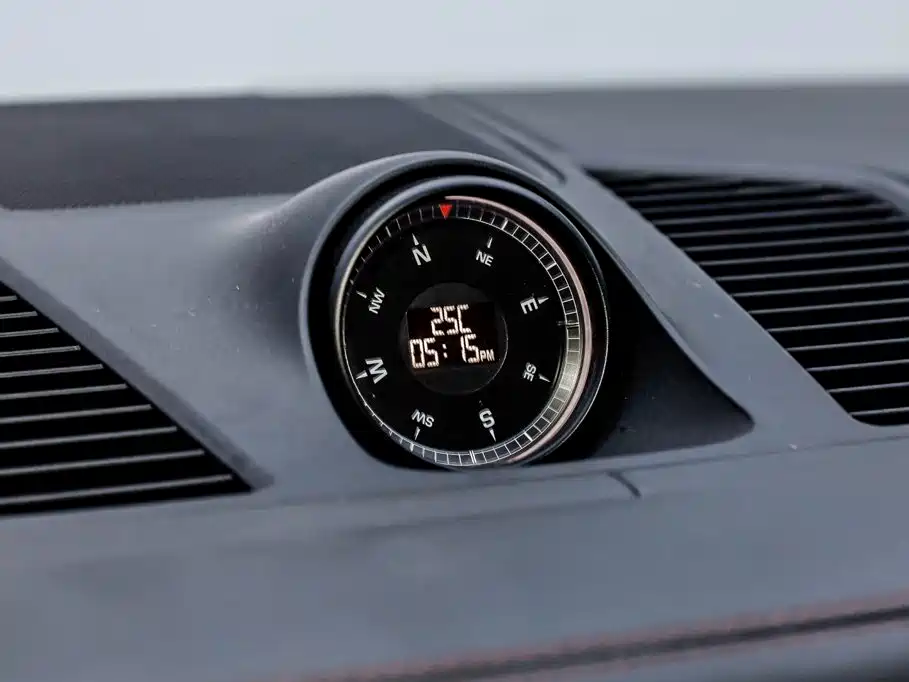 Porsche Cayenne Hybrid — миниатюра 19