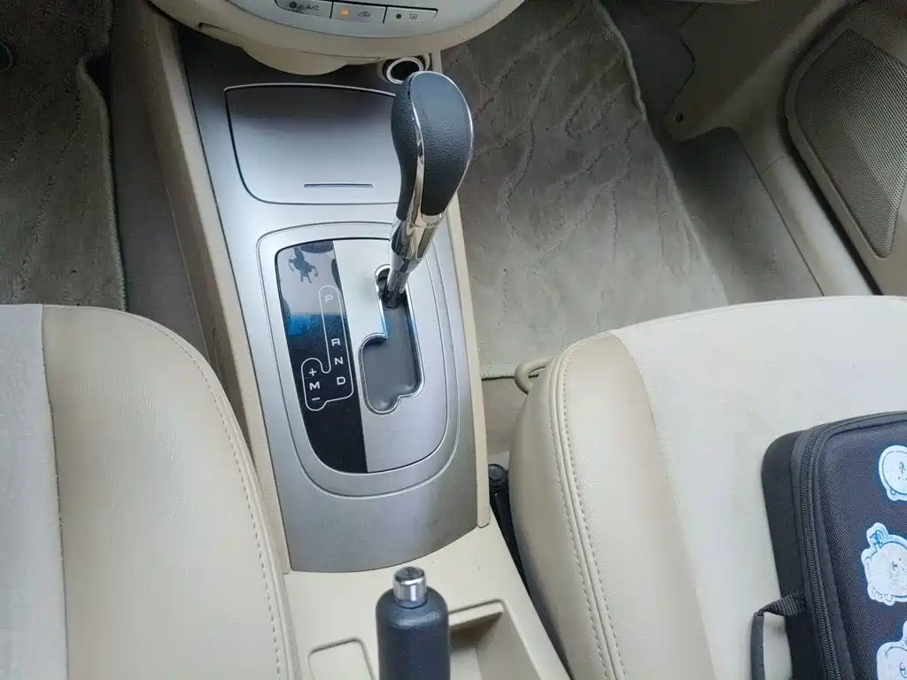 Buick Excelle — миниатюра 15