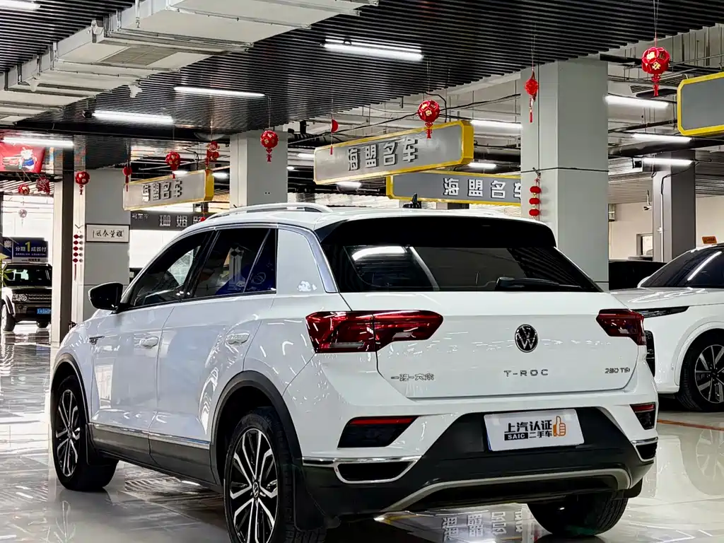 VOLKSWAGEN T ROC EXPLORING SONGS