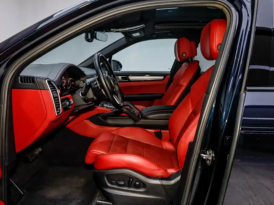 Porsche Cayenne Hybrid — миниатюра 9