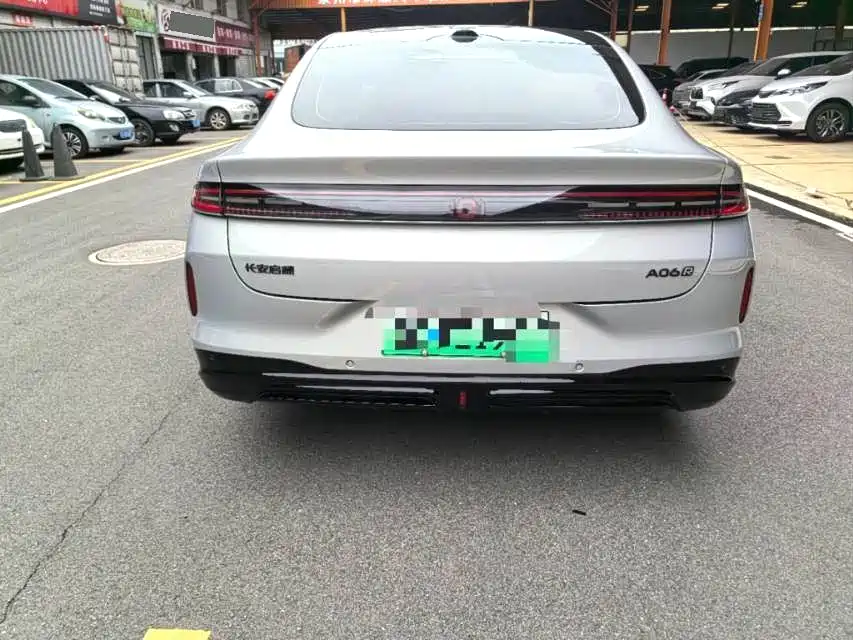 Changan Qiyuan A06 2025 thumb 8