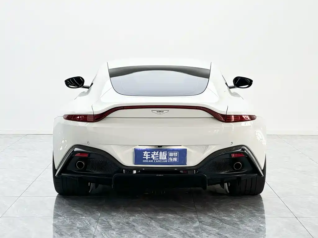Aston Martin V8 Vantage — миниатюра 5