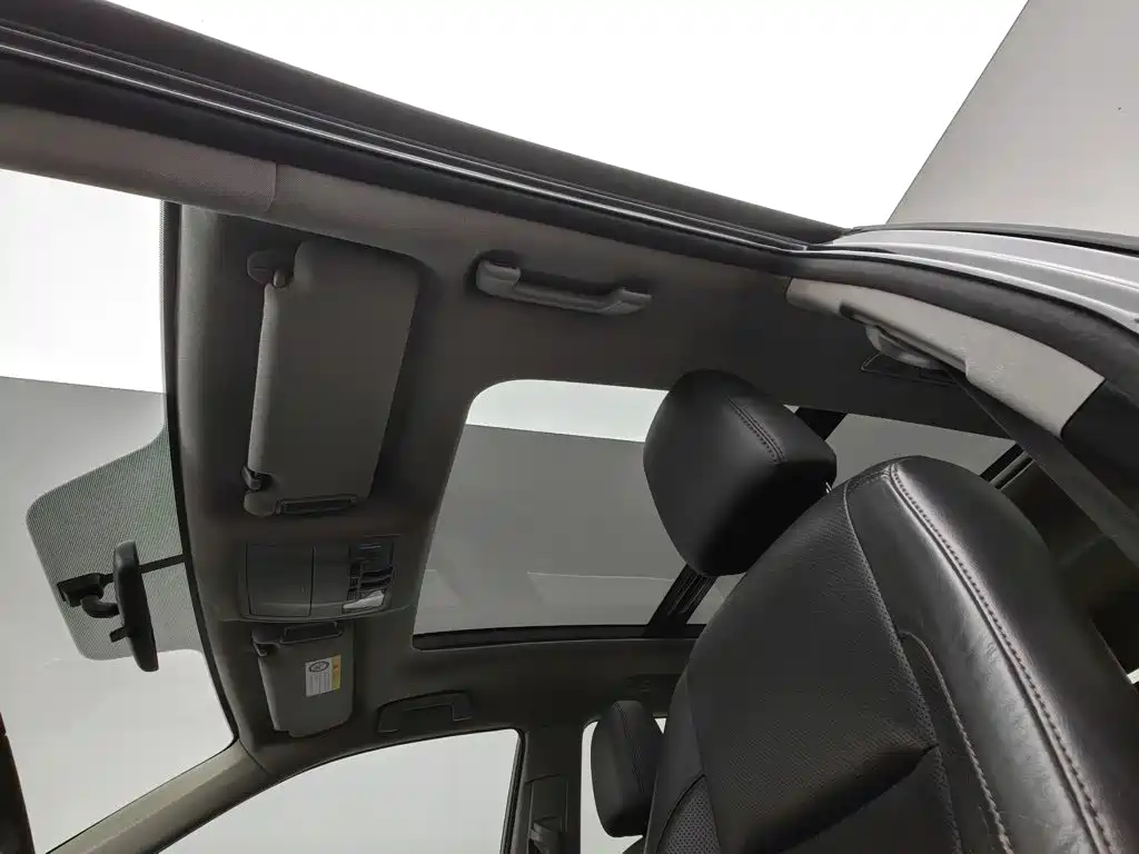Toyota Highlander — миниатюра 14