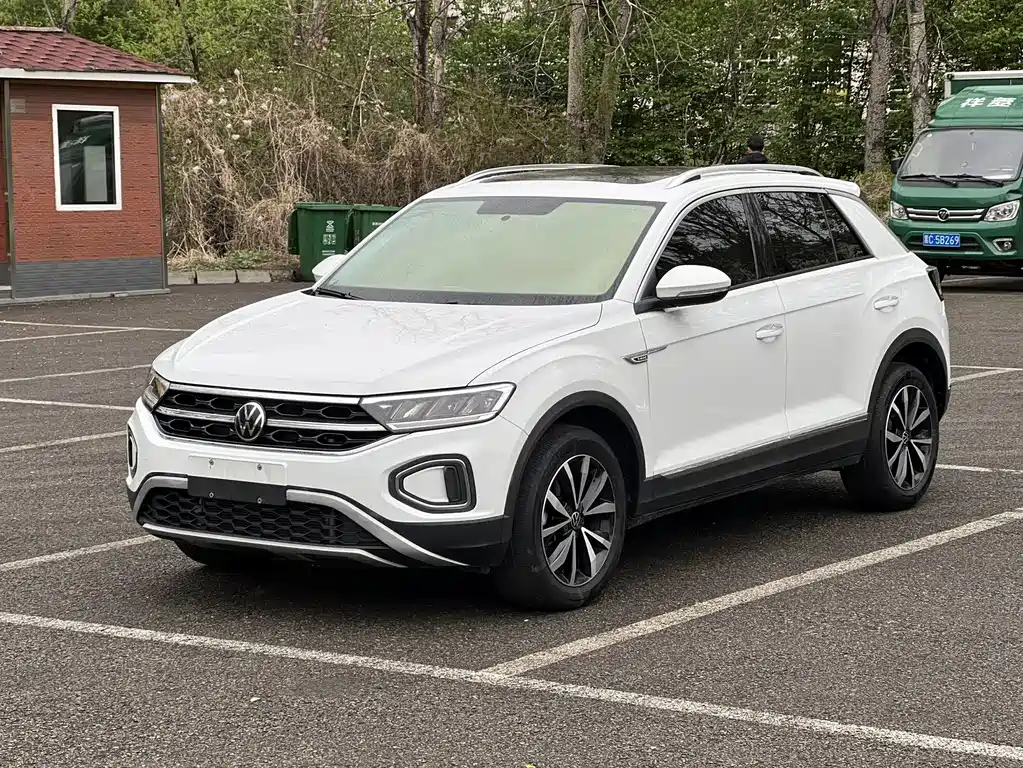 Volkswagen T-Roc 2023