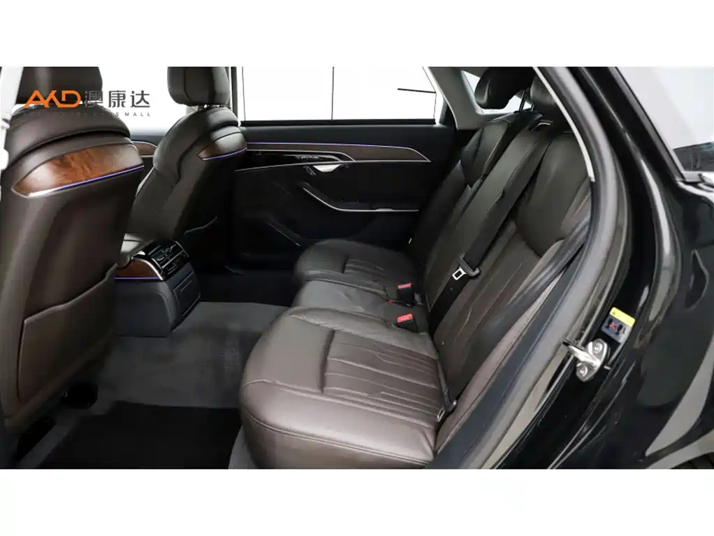Audi A8 — миниатюра 7
