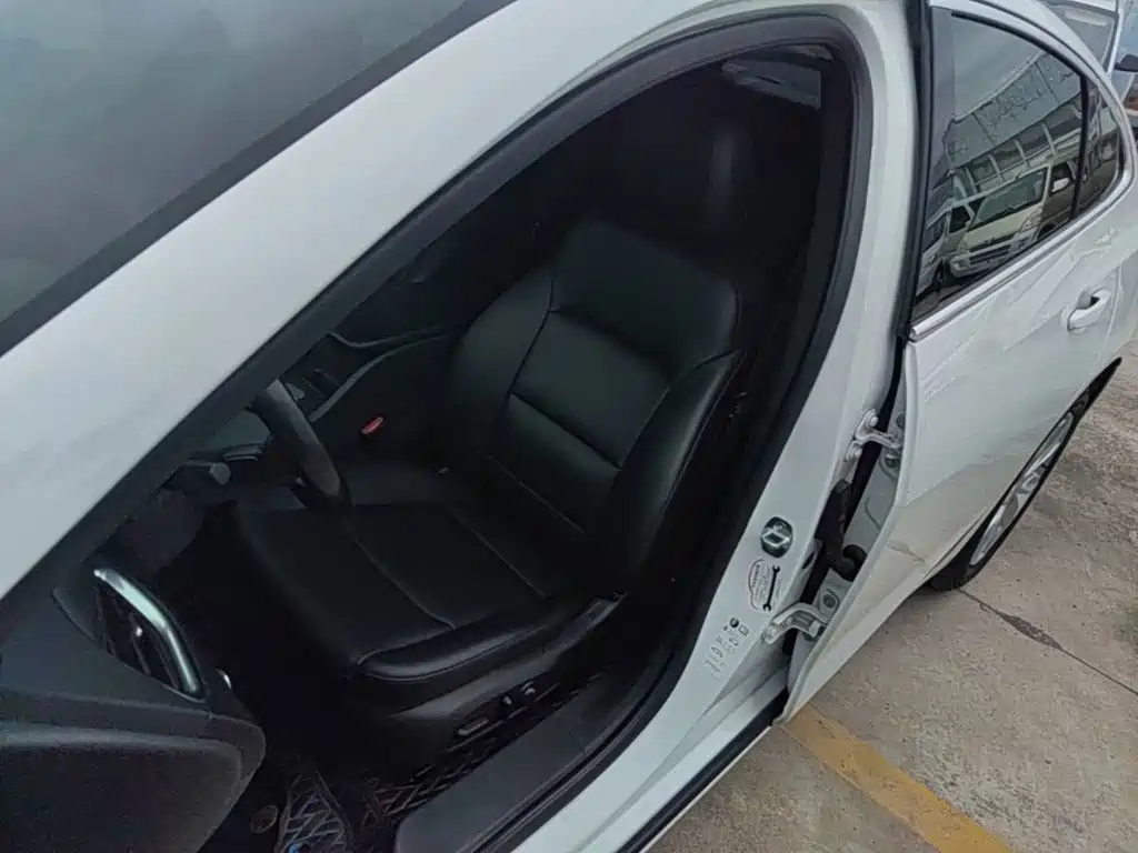 Chevrolet Malibu XL — миниатюра 15