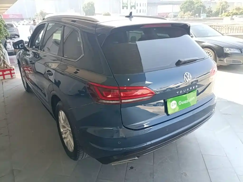 Volkswagen Touareg — миниатюра 5