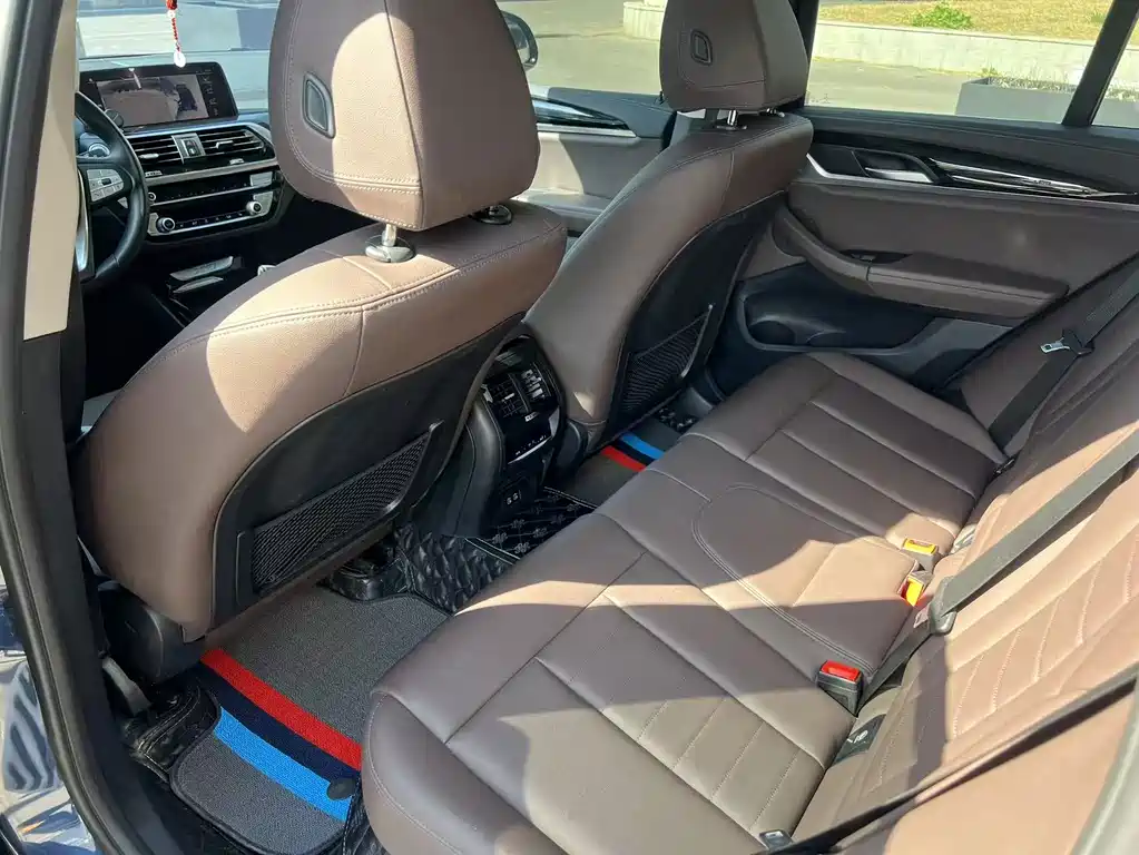 BMW X3 — миниатюра 10