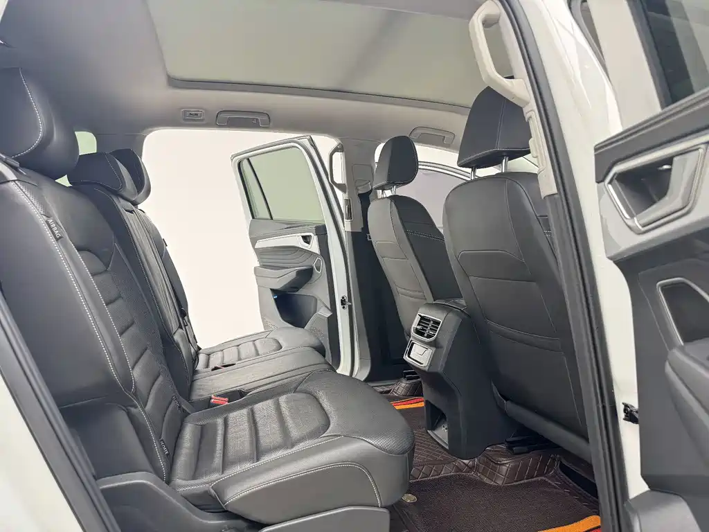 Volkswagen Talagon — миниатюра 14