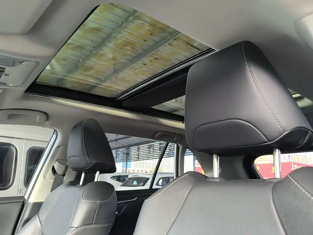Toyota RAV4 — миниатюра 18