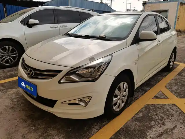 Hyundai Verna