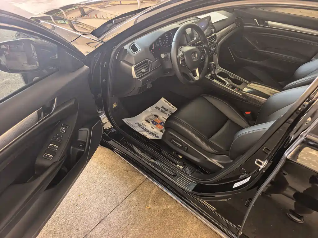 Honda Accord — миниатюра 4
