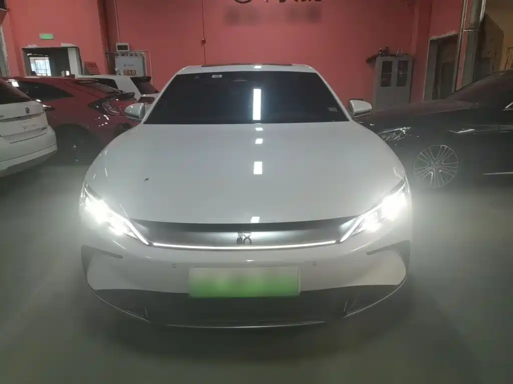 BYD Han — миниатюра 3