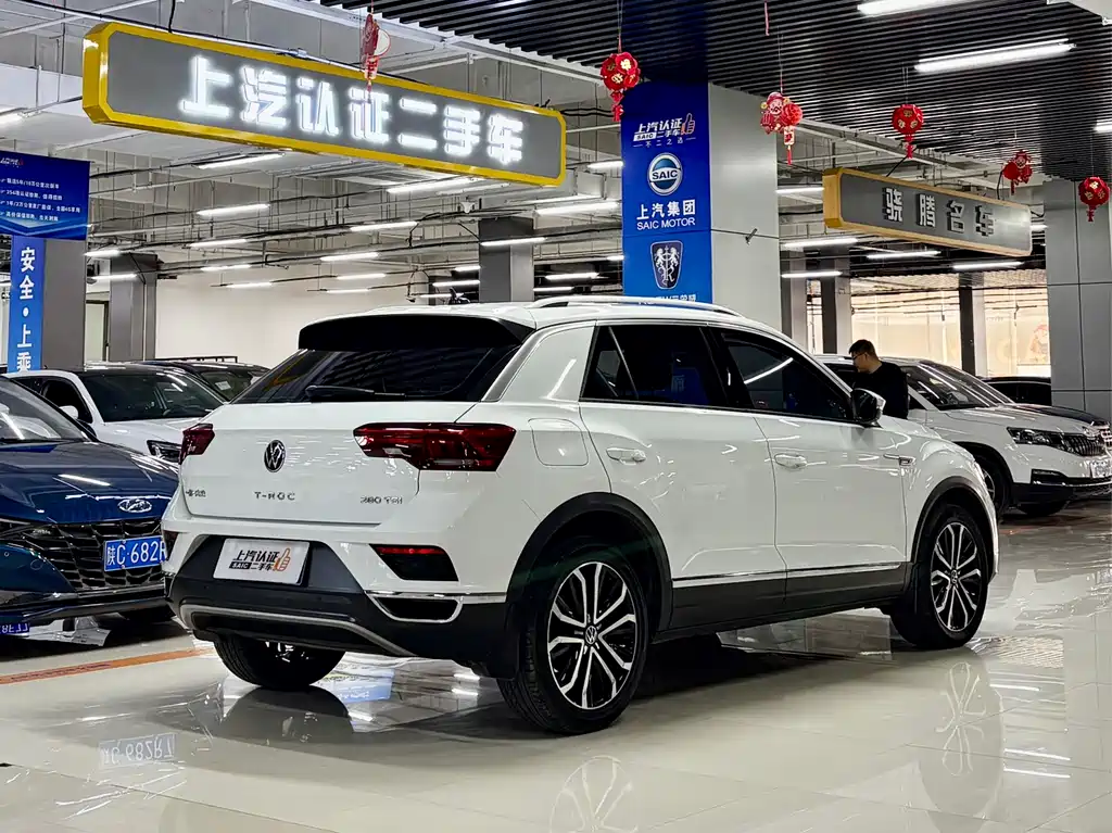 VOLKSWAGEN T ROC EXPLORING SONGS