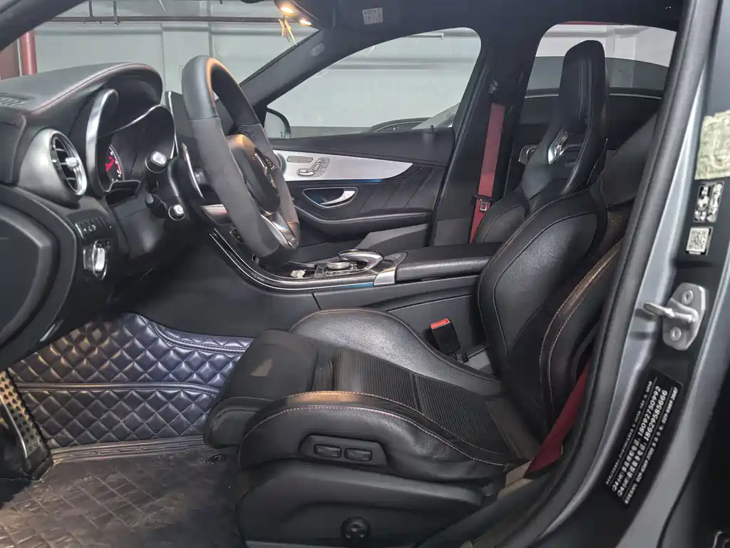 Mercedes-Benz C-Class AMG — миниатюра 4