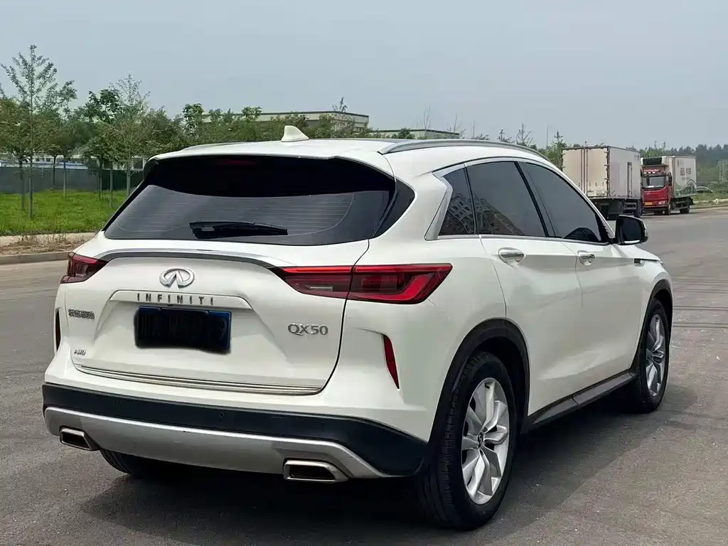 Infiniti QX50 — миниатюра 9