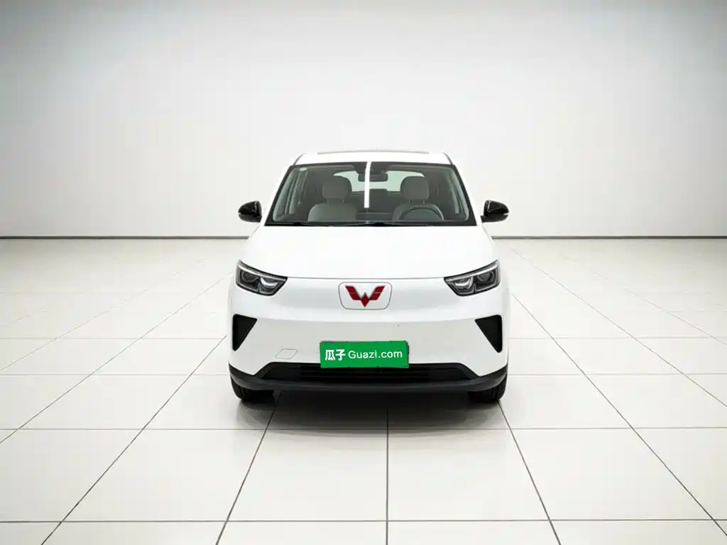 Wuling Yangguang — миниатюра 2