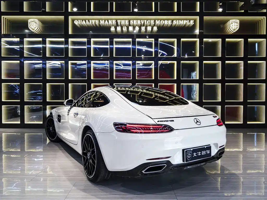 MERCEDES-BENZ AMG GT