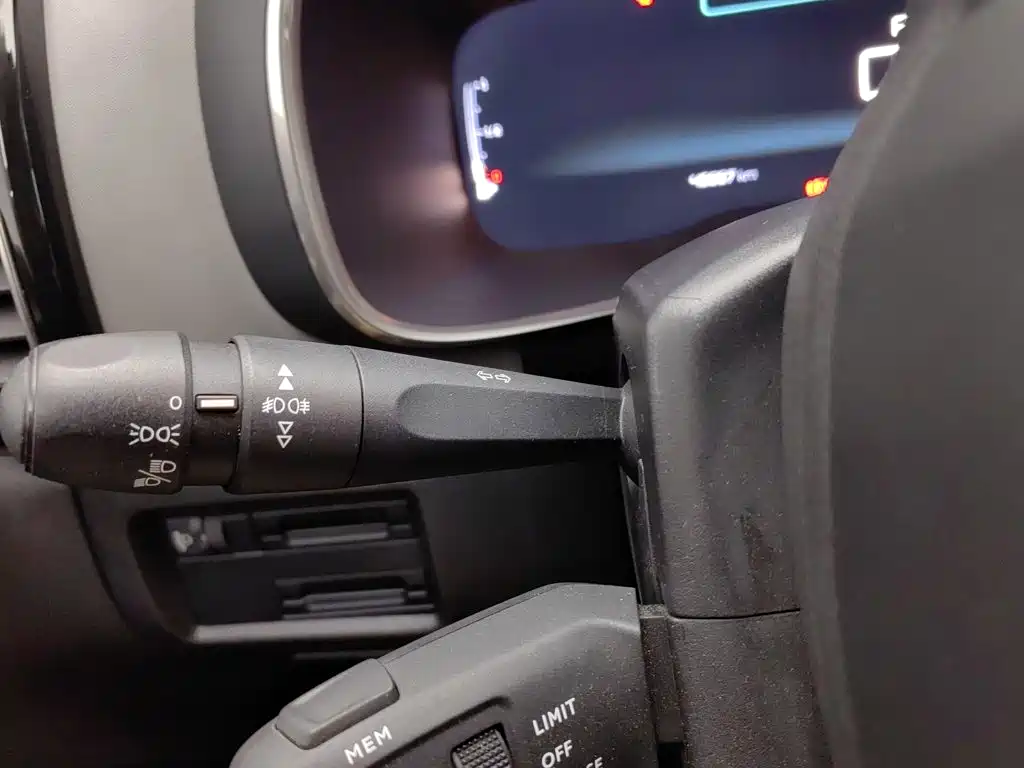 Citroen C5 AIRCROSS — миниатюра 21