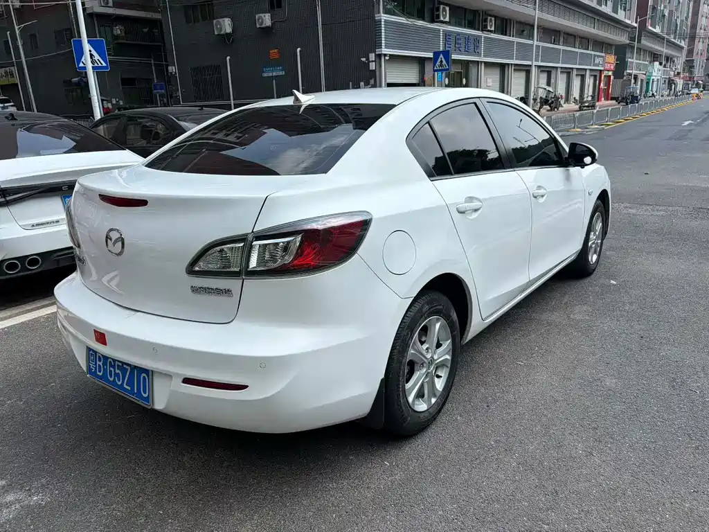 Mazda 3 Xingcheng — миниатюра 7