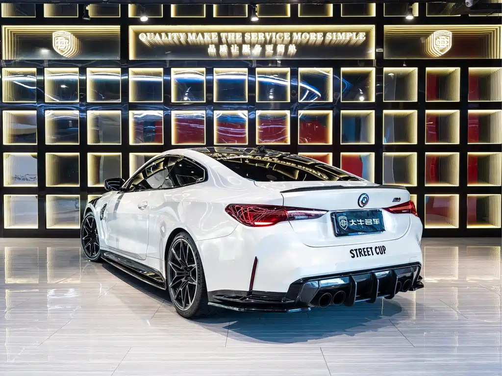 BMW M4 — миниатюра 4