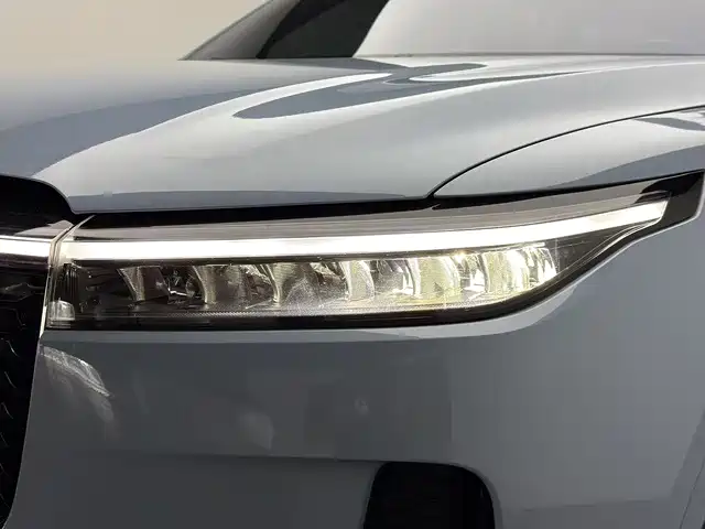 Li Auto Li ONE — миниатюра 17