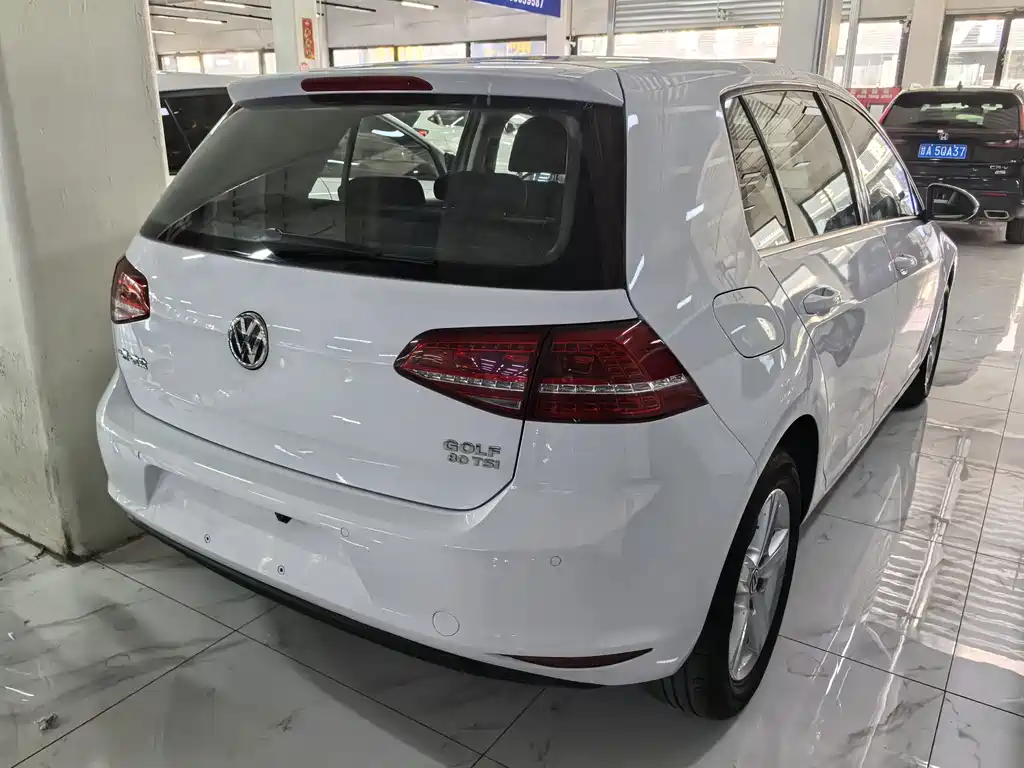 Volkswagen Golf — миниатюра 6