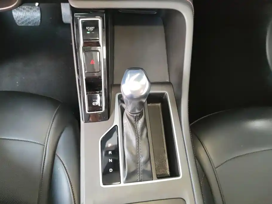 Roewe i5 — миниатюра 16