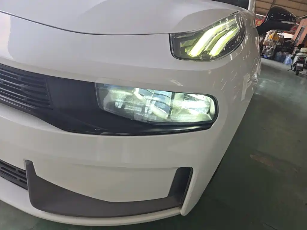 Lynk & Co 03 — миниатюра 24