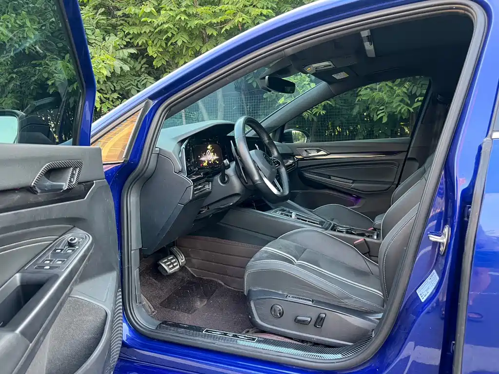 Volkswagen Golf — миниатюра 4