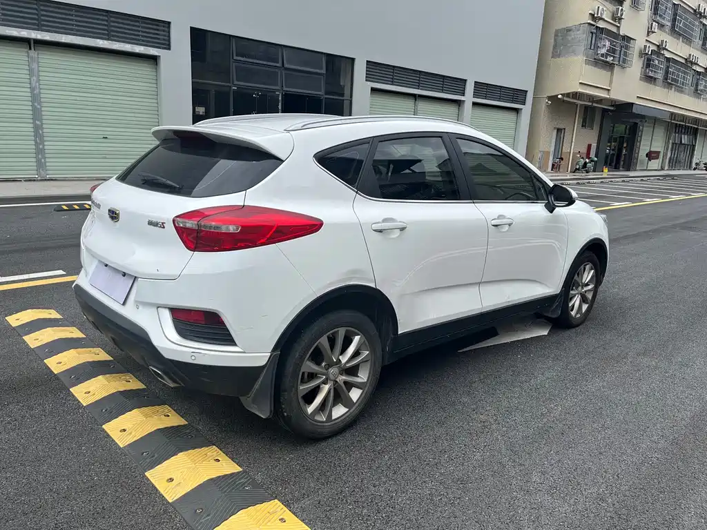 Geely Emgrand GS — миниатюра 9