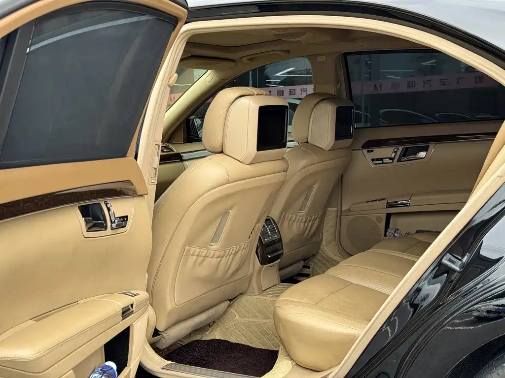 Mercedes-Benz S-Class S 2010 S 300 L Luxury