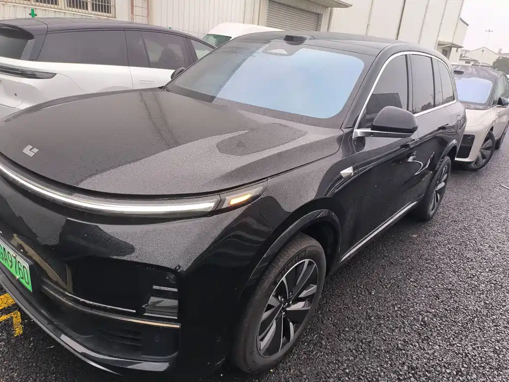 Li Auto Li L8 2025