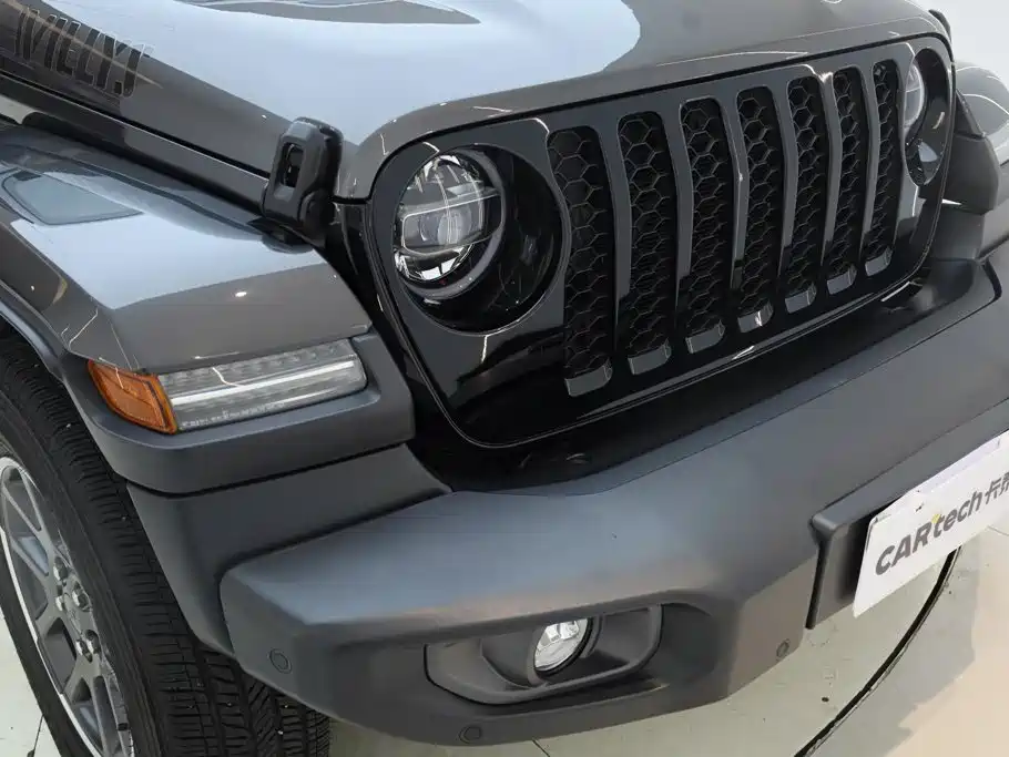 Jeep Gladiator — миниатюра 11