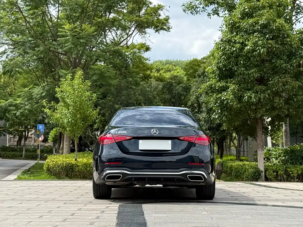 Mercedes-Benz C-Class — миниатюра 8