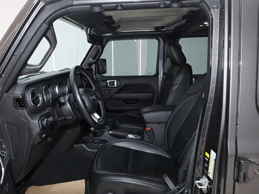 Jeep Gladiator — миниатюра 15