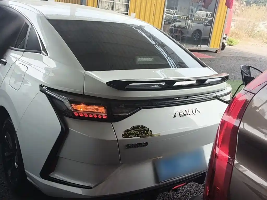Aeolus Yixuan — миниатюра 6
