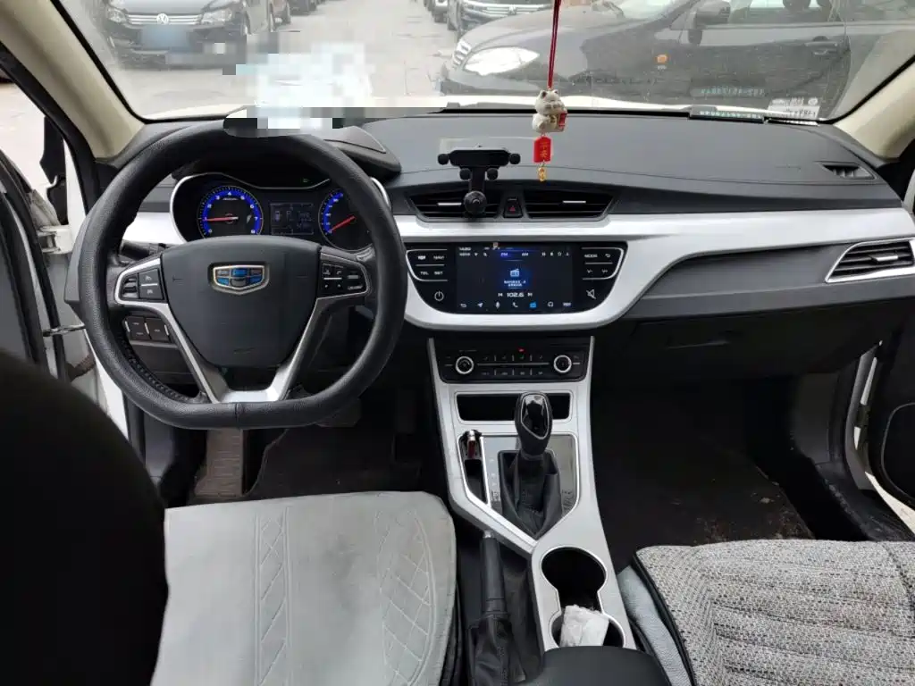 Geely Vision — миниатюра 10
